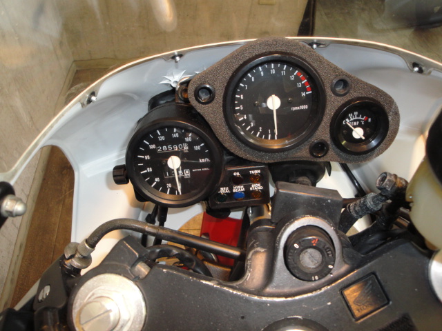 cb1000sfhpe58699e79c9f-041