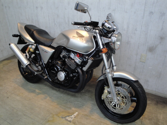 cbr1000rre382a2e383b3e38380e383bce382abe382a6e383ab-001