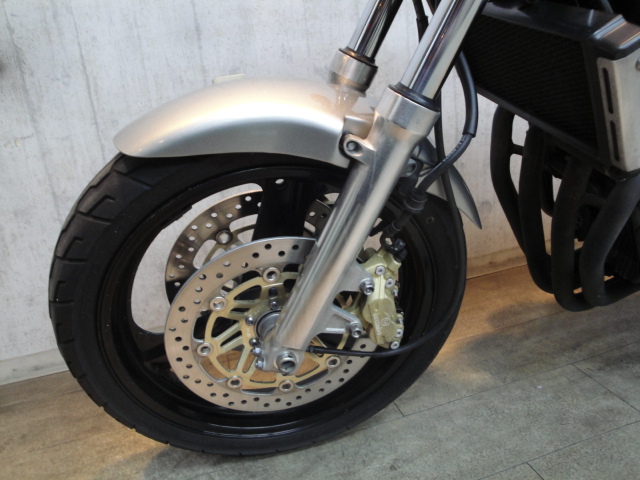 cbr1000rre382a2e383b3e38380e383bce382abe382a6e383ab-011