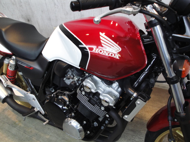 cbr1000rre382a2e383b3e38380e383bce382abe382a6e383ab-021