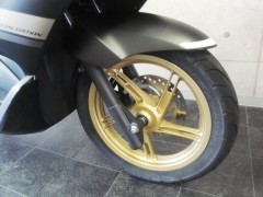 PCX 005